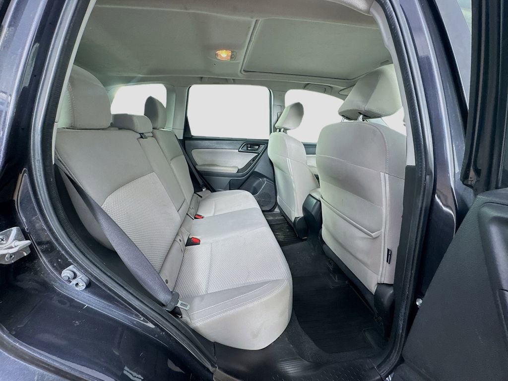 Used 2017 Subaru Forester 2.5i Premium w/ All-Weather Package image 32