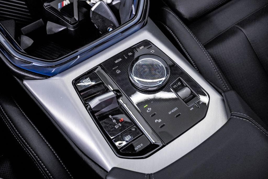 Used 2025 BMW X3 xDrive30i w/ Premium Package image 24