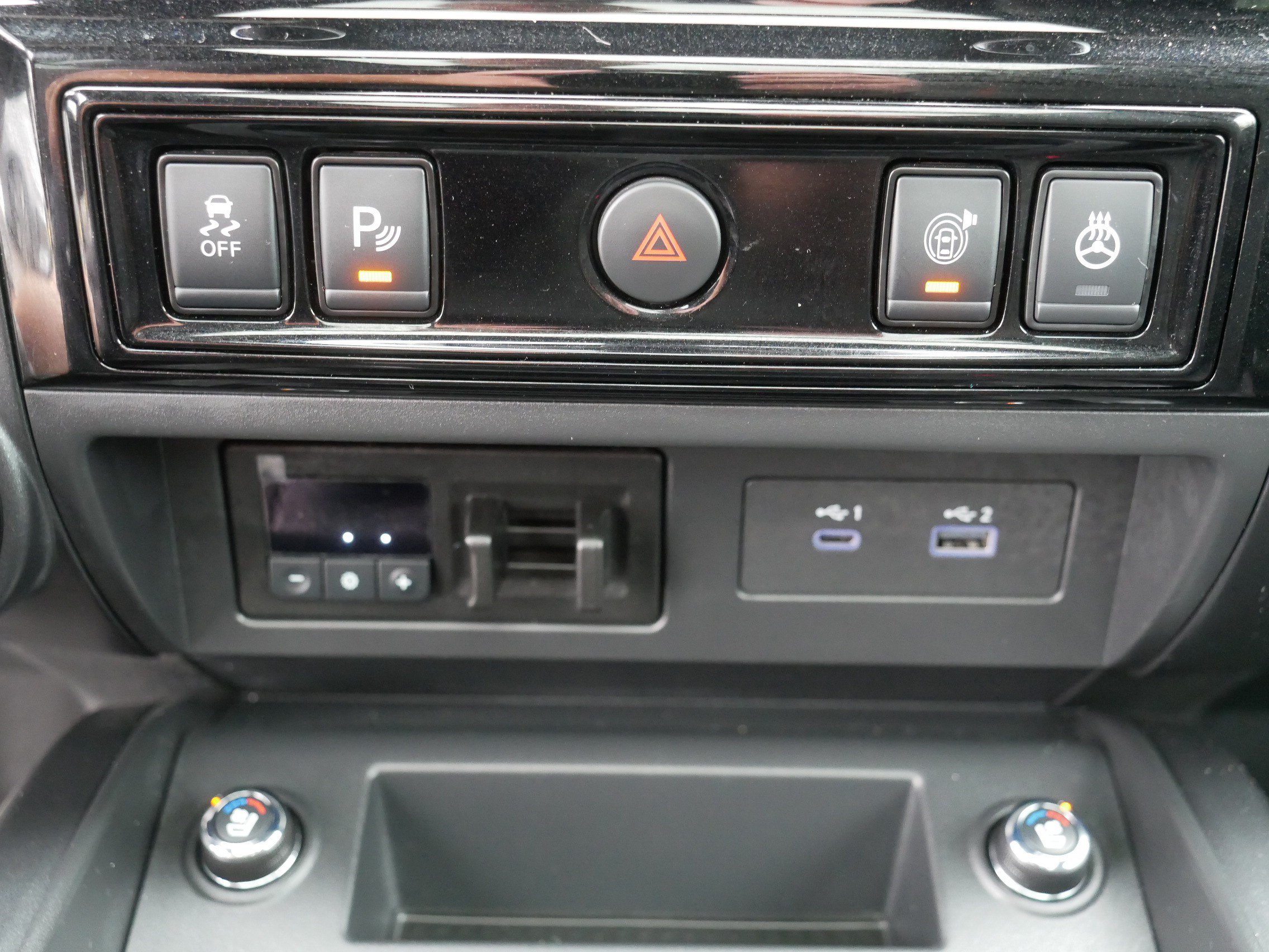 Certified 2024 Nissan Titan PRO-4X w/ Pro-4x Convenience Package AWD/4WD image 32