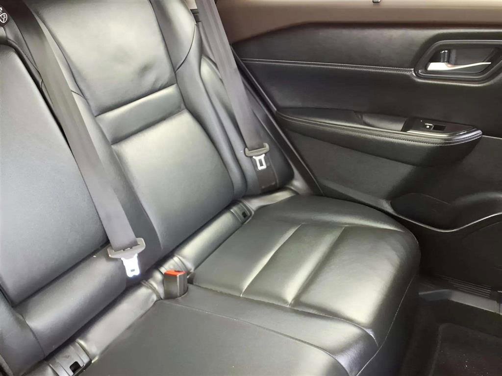 Used 2023 Nissan Rogue SL w/ SL Premium Package image 18