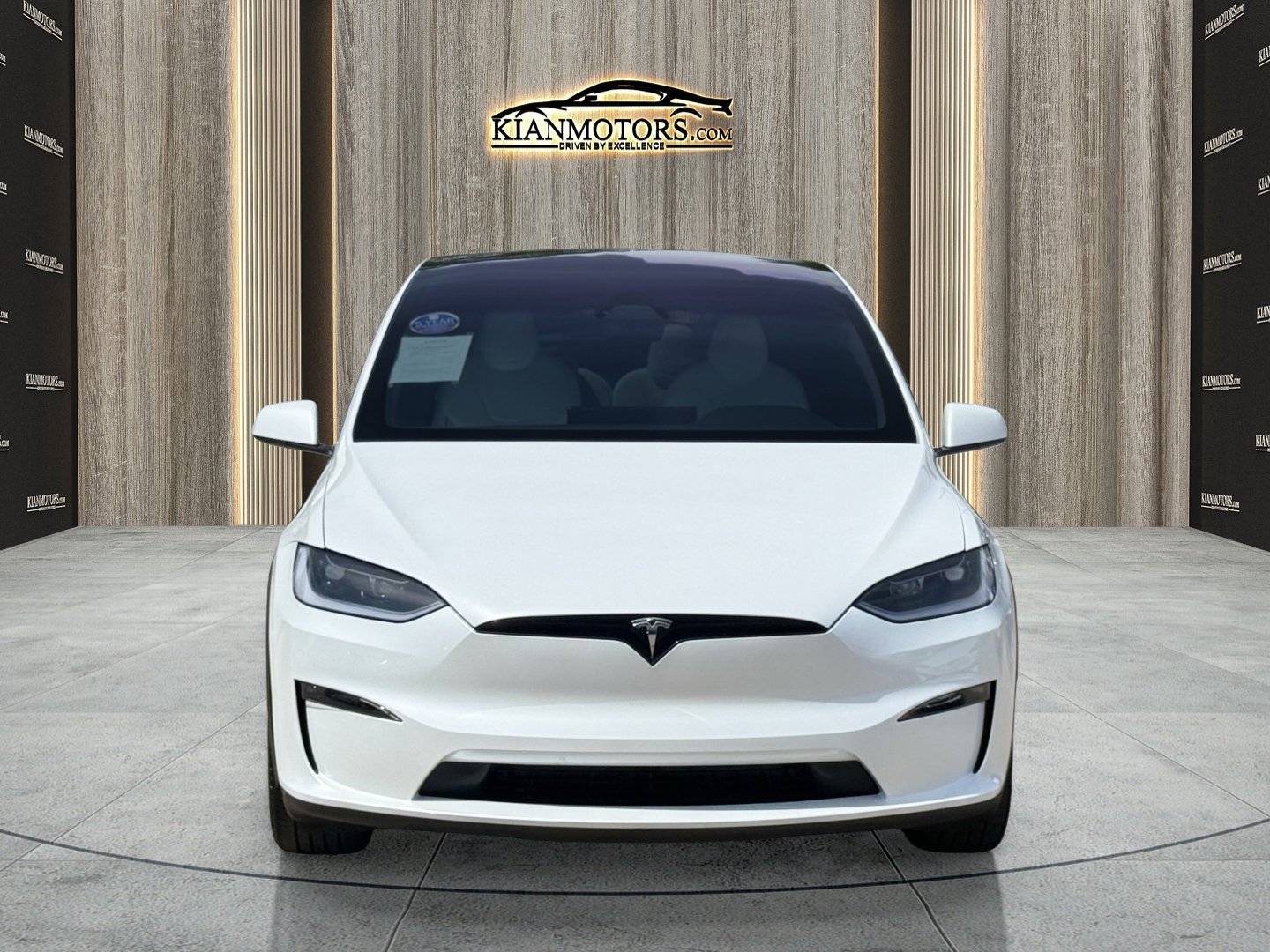 Used 2024 Tesla Model X Plaid image 8