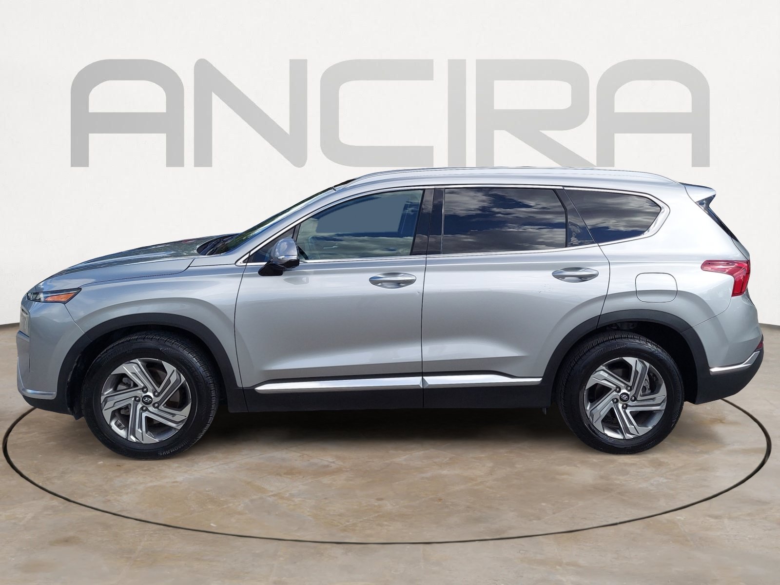 Used 2023 Hyundai Santa Fe SEL w/ Premium Package FWD image 7