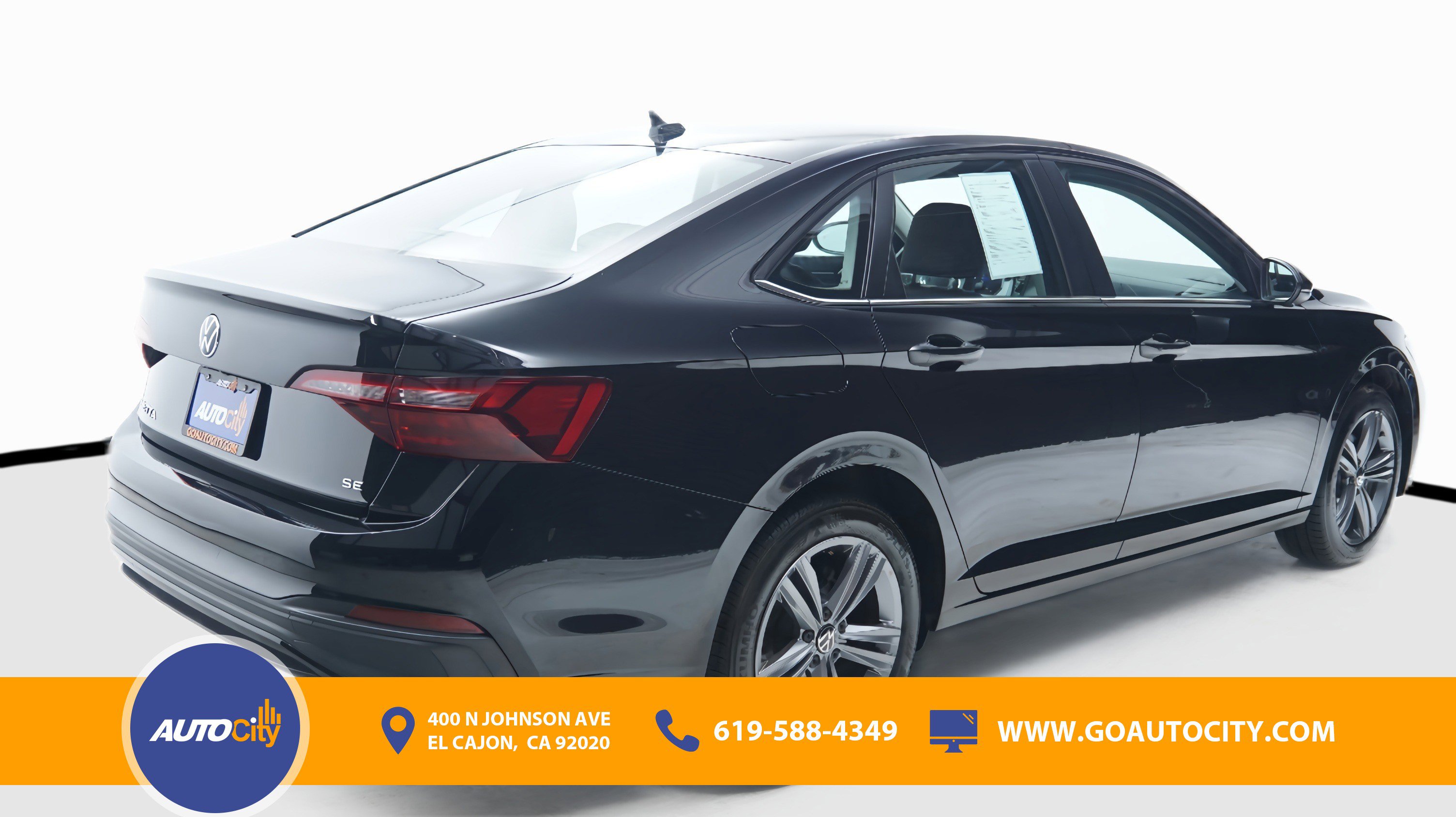 Used 2024 Volkswagen Jetta SE image 6