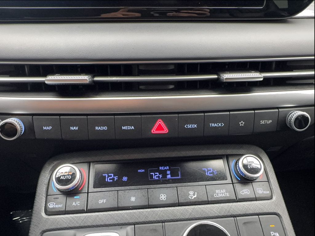 Used 2024 Hyundai Palisade Limited FWD image 51