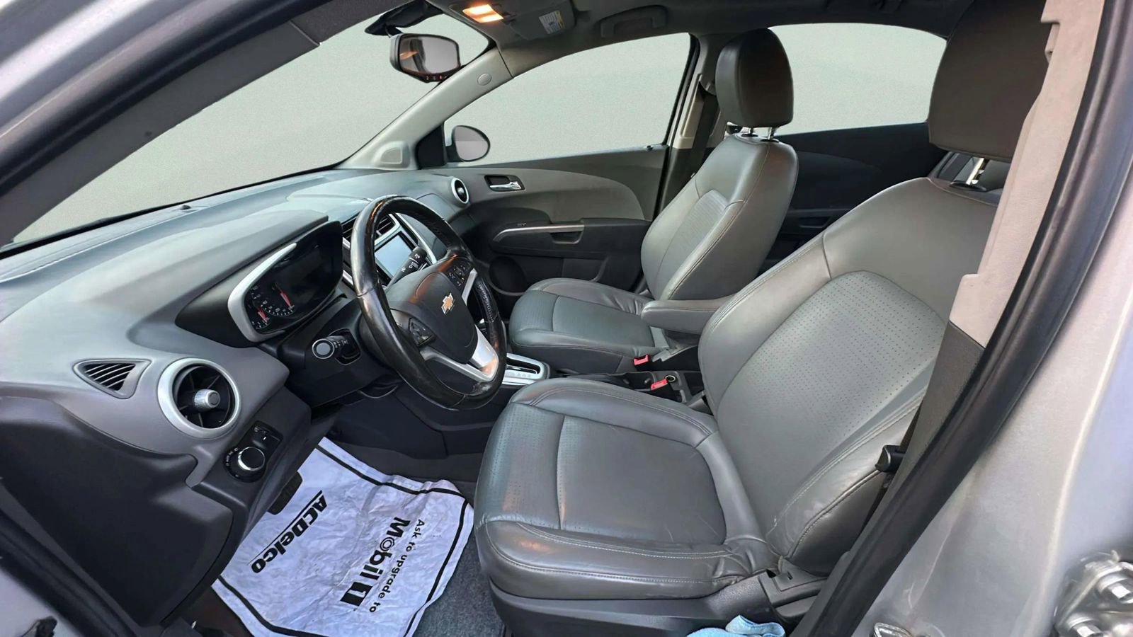 Used 2017 Chevrolet Sonic Premier image 17