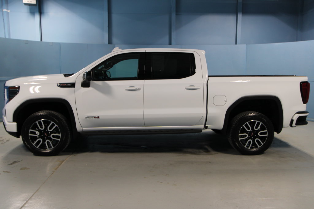 Used 2026 GMC Sierra 1500 AT4 w/ AT4 Premium Package AWD/4WD image 37