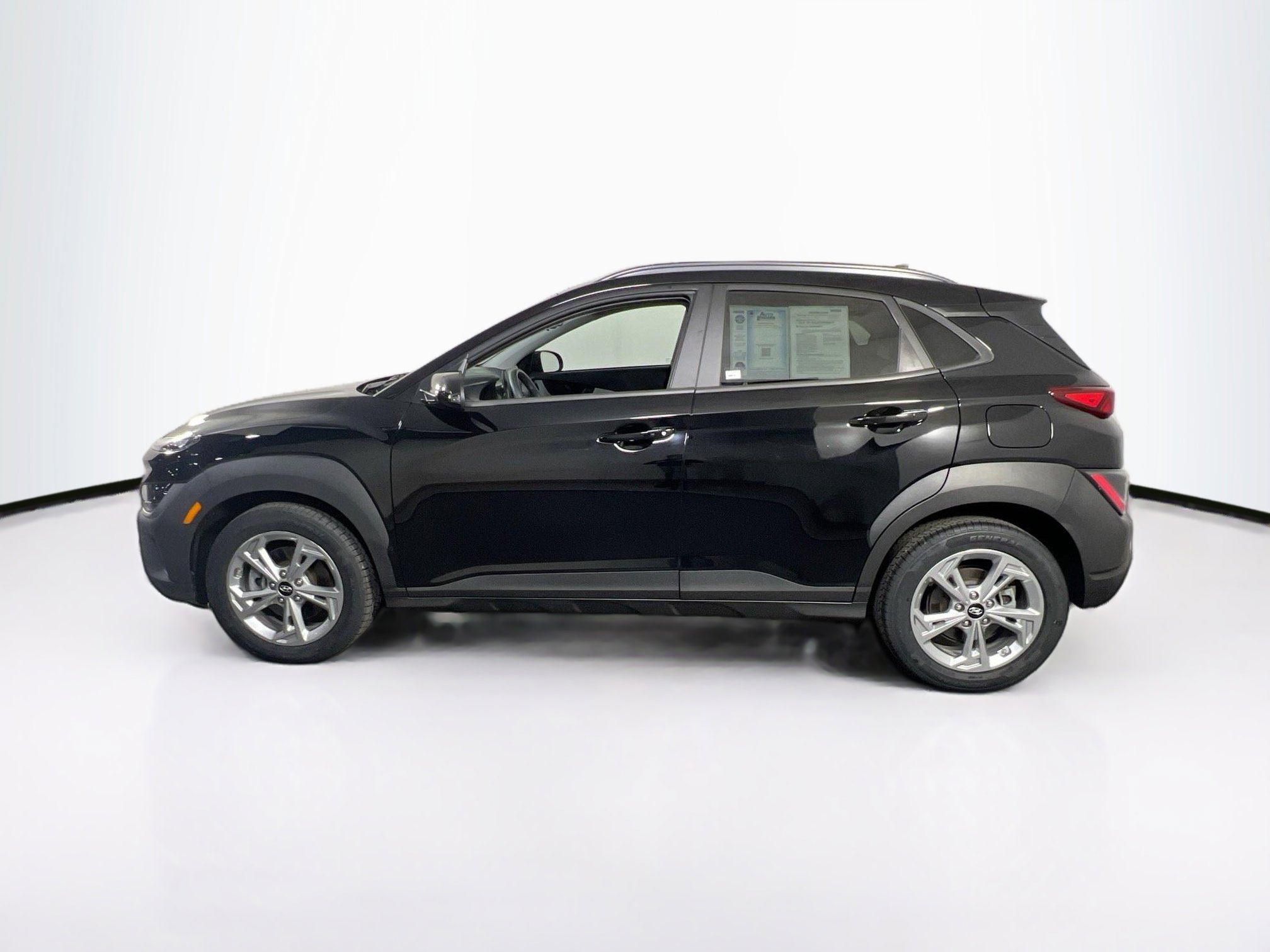 Used 2023 Hyundai Kona SEL w/ Cargo Package image 8