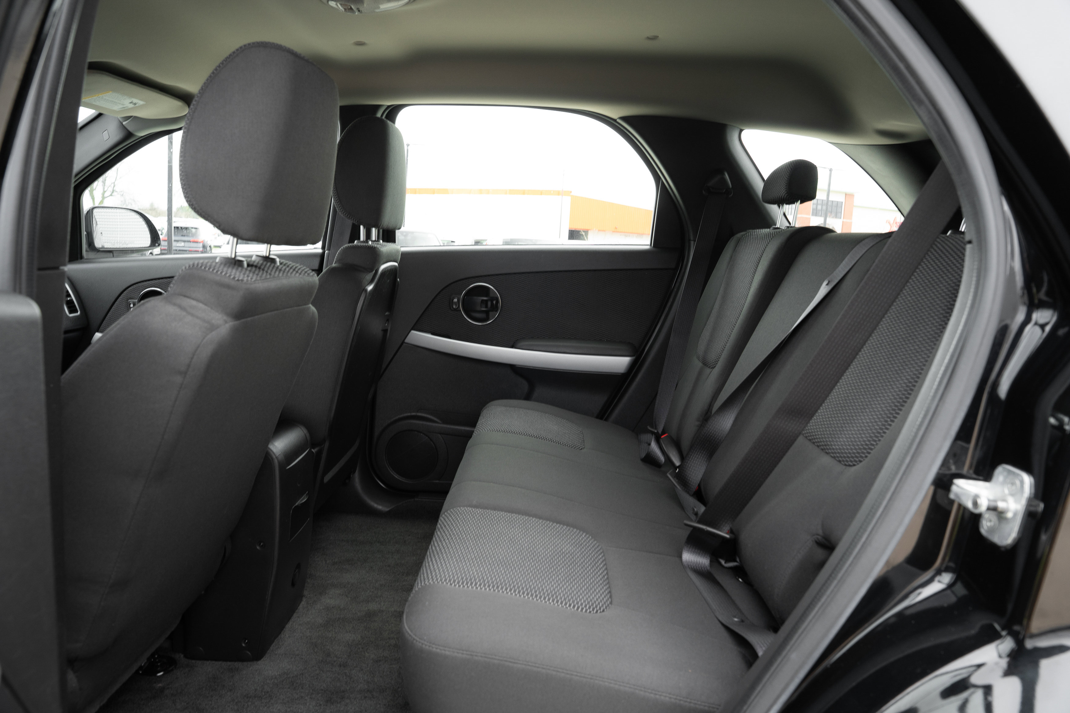 Used 2007 Pontiac Torrent AWD image 16