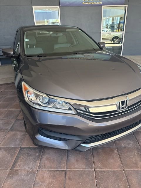 Used 2017 Honda Accord LX image 2