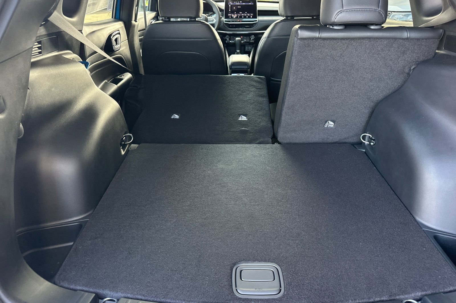New 2026 Jeep Compass Latitude image 12