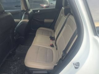 Used 2020 Ford Escape Titanium w/ Titanium Premium Package 2.0 AWD/4WD image 8