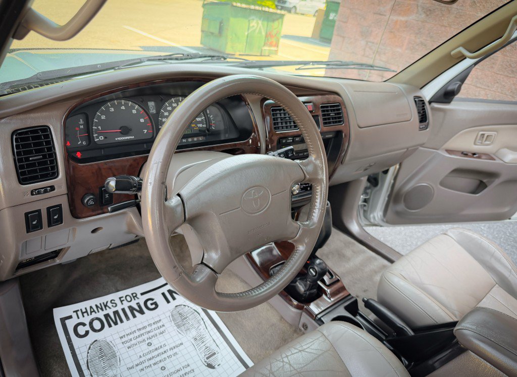 Used 2002 Toyota 4Runner Limited AWD/4WD image 16