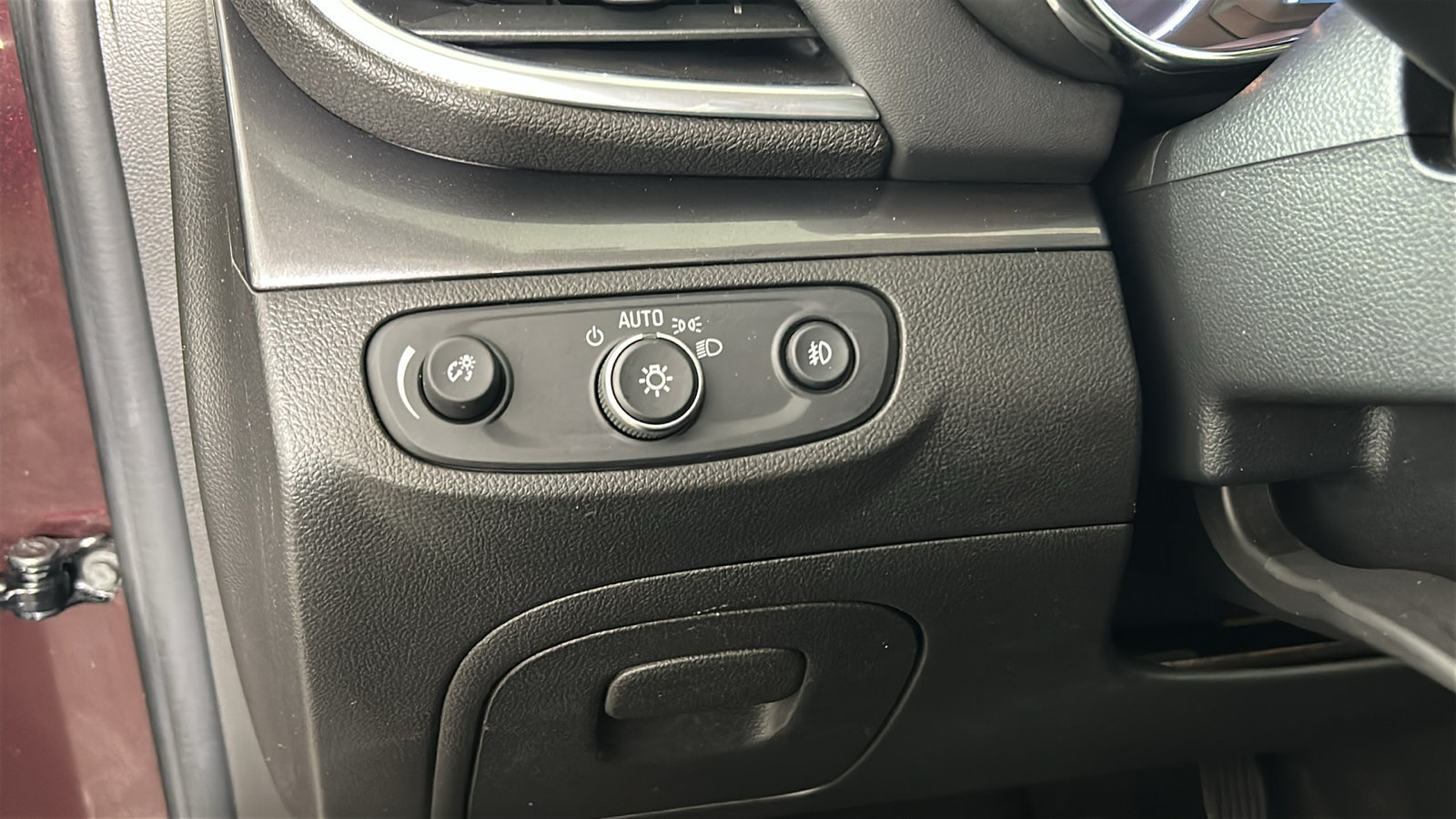 Used 2018 Buick Encore Preferred FWD image 24