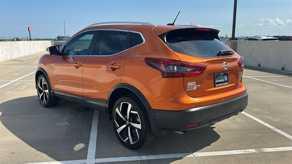 Used 2021 Nissan Rogue Sport SL w/ Premium Package FWD image 12