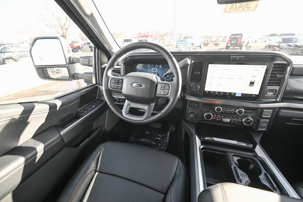New 2025 Ford F250 Lariat w/ Lariat Ultimate Package image 28