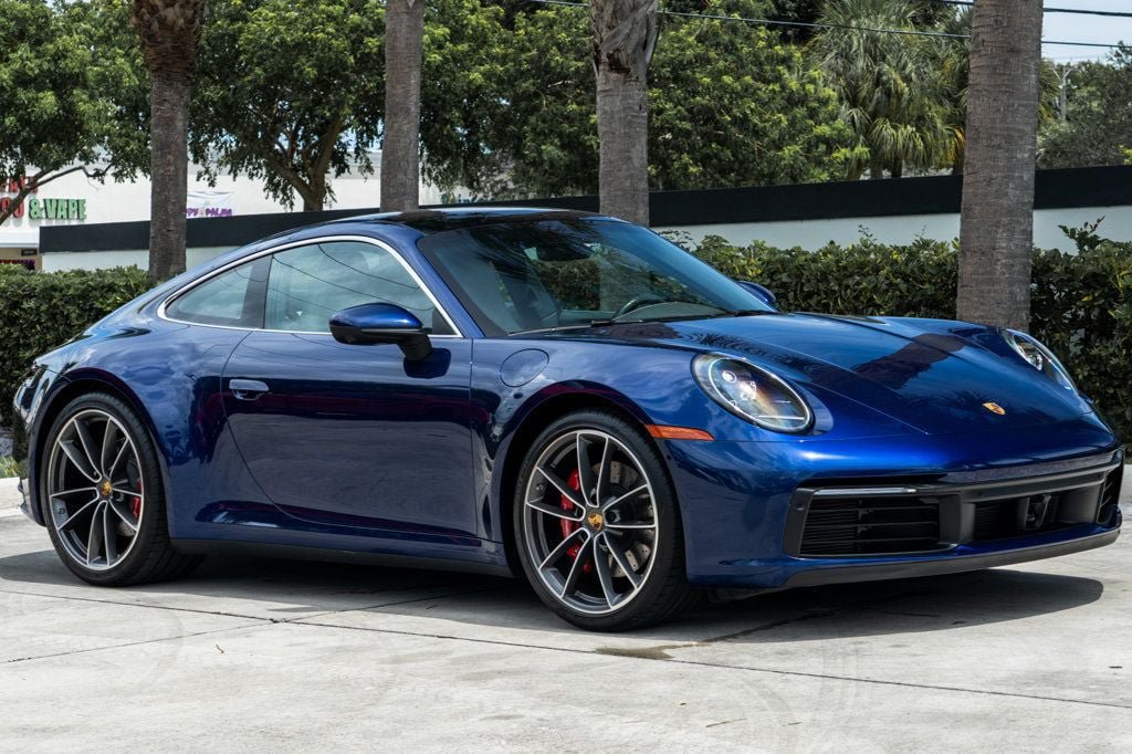 Used 2022 Porsche 911 Carrera S RWD image 9