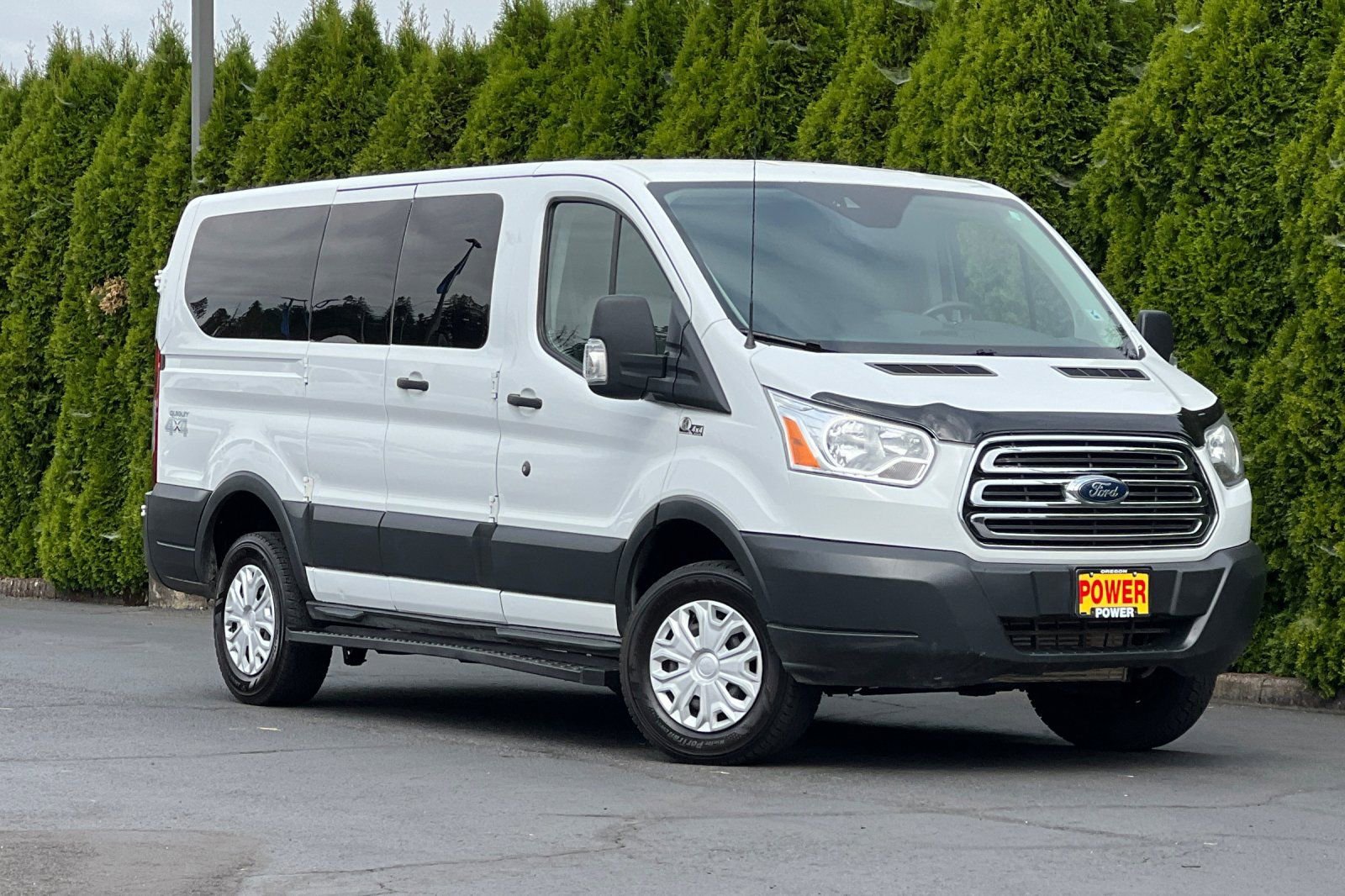 Used 2018 Ford Transit 150 XLT image 2