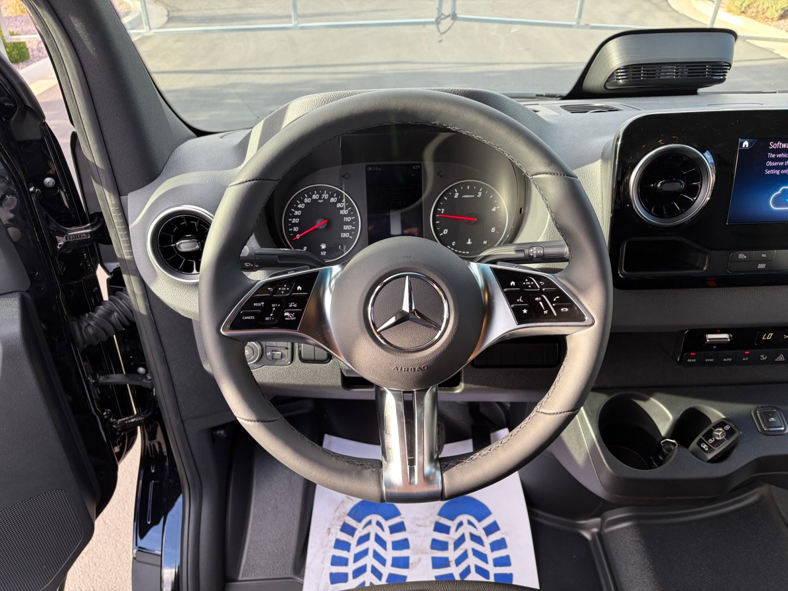 New 2026 Mercedes-Benz Sprinter 2500 image 9
