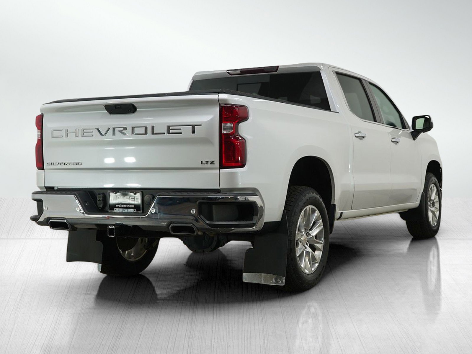 Used 2021 Chevrolet Silverado 1500 LTZ AWD/4WD image 5