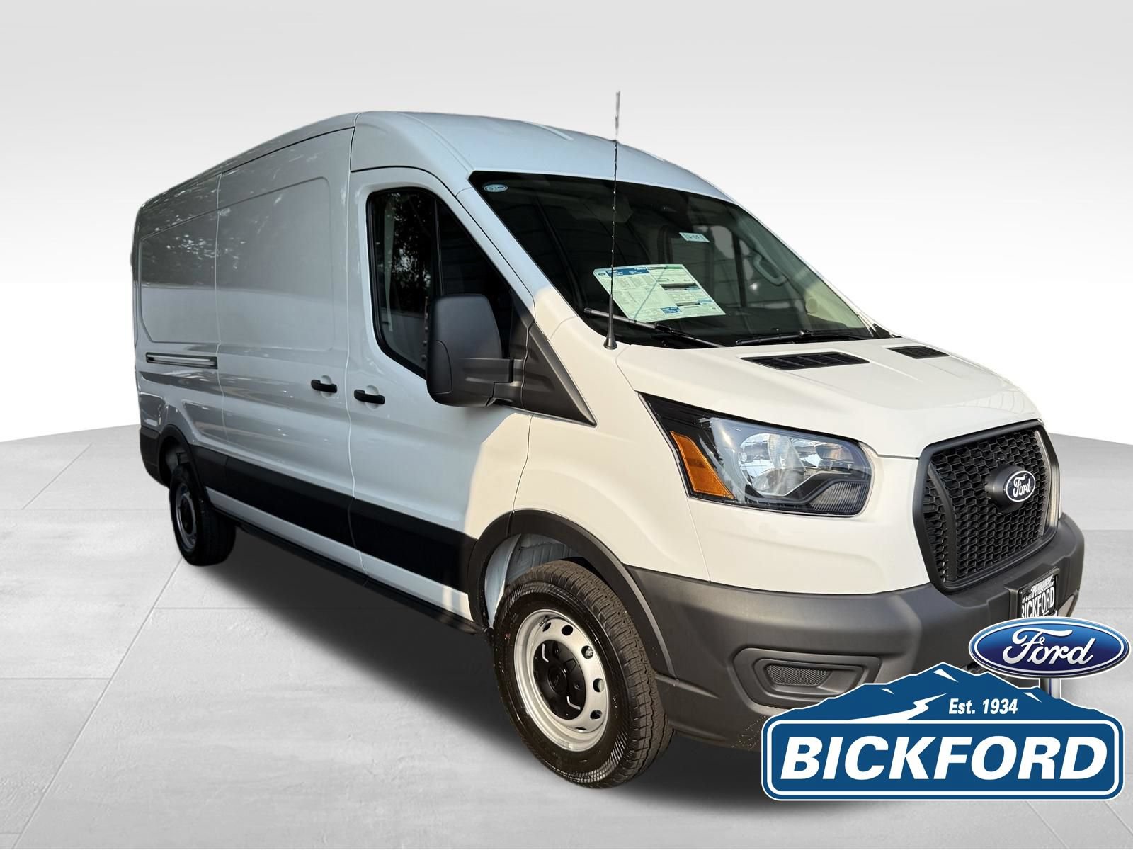 New 2026 Ford Transit 350 148 Medium Roof w/ Load Area Protection Package RWD image 3