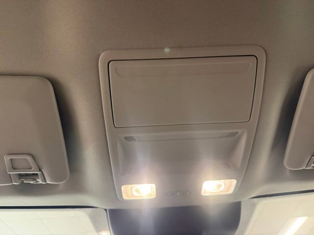 Used 2023 Ford Maverick Lariat w/ Lariat Luxury Package FWD image 18