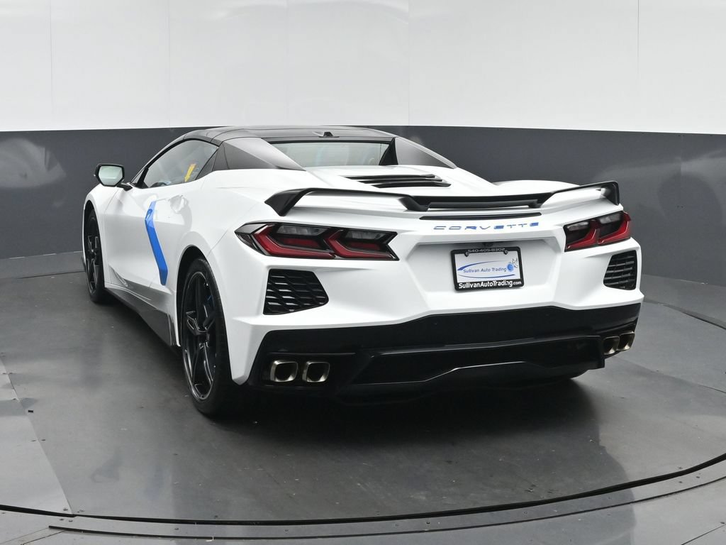 Used 2021 Chevrolet Corvette Stingray Premium Conv w/ Z51 Performance Package RWD image 5