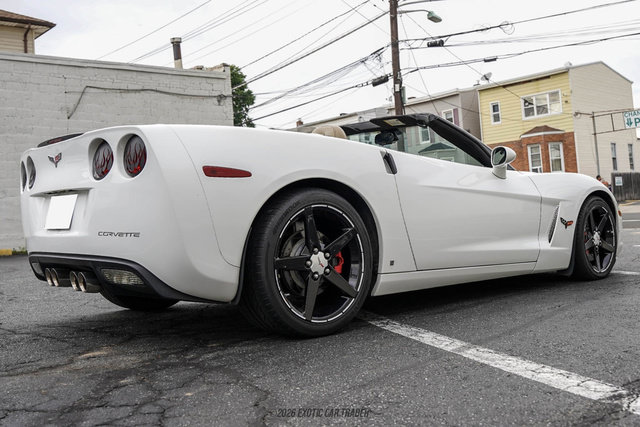 Used 2006 Chevrolet Corvette Convertible w/ Preferred Equipment Group RWD image 8