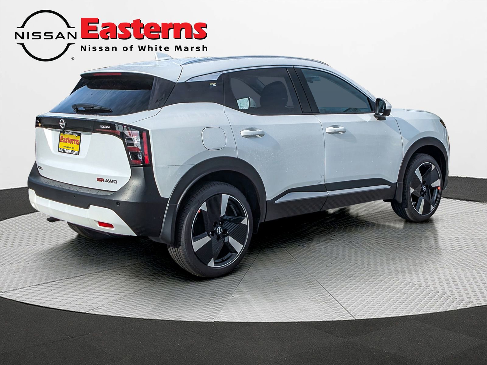 New 2025 Nissan Kicks SR w/ SR Premium Package AWD/4WD image 7