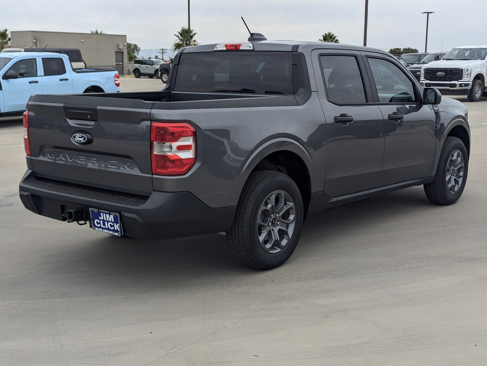 New 2026 Ford Maverick XLT w/ Equipment Group 301A AWD/4WD image 2