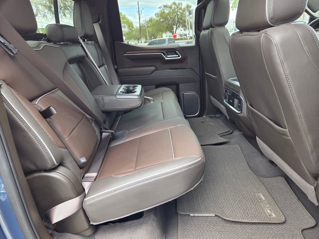 Used 2025 GMC Sierra 1500 Denali w/ Denali Reserve Package image 17
