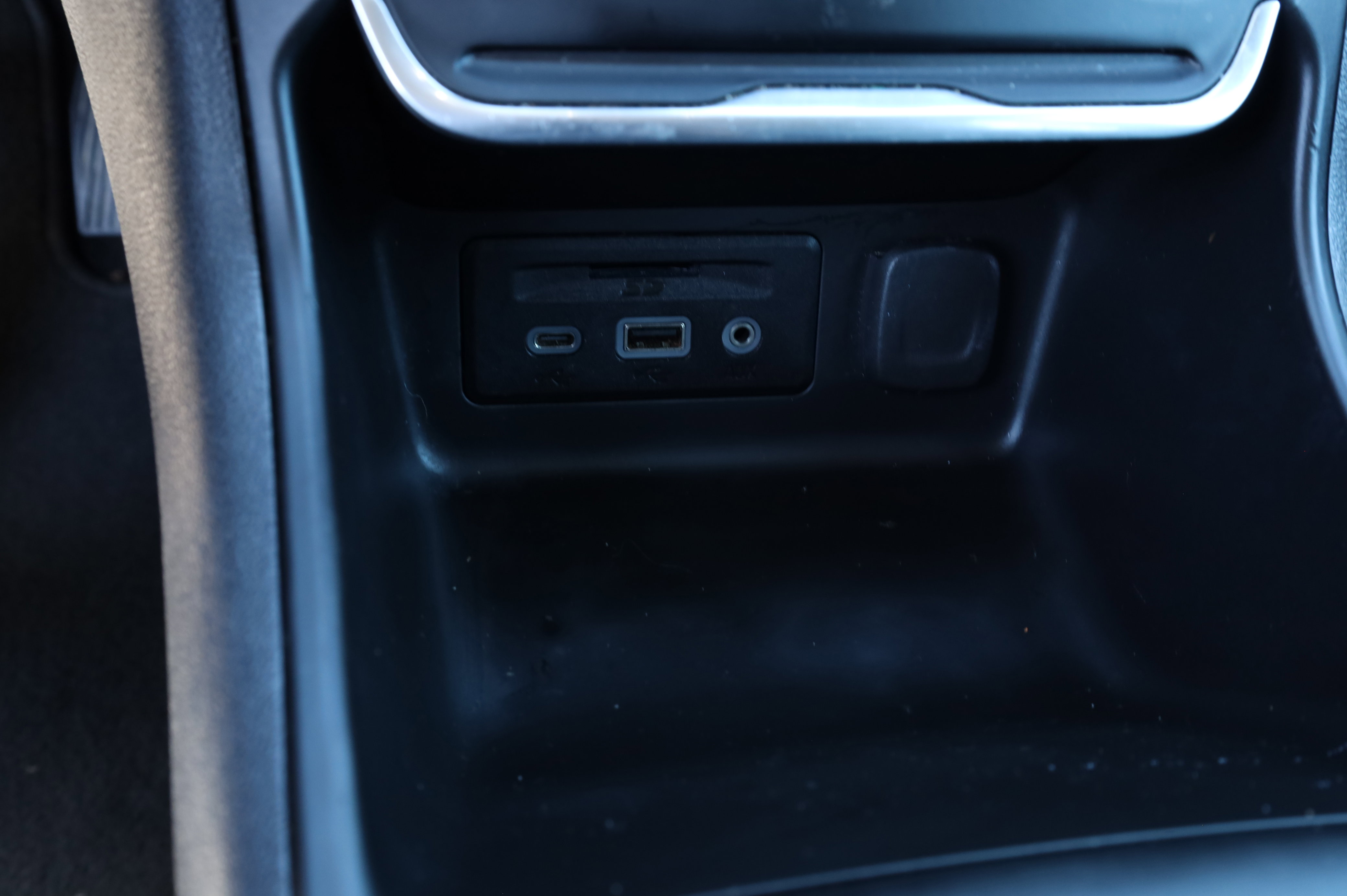 Used 2020 GMC Terrain SLT image 9