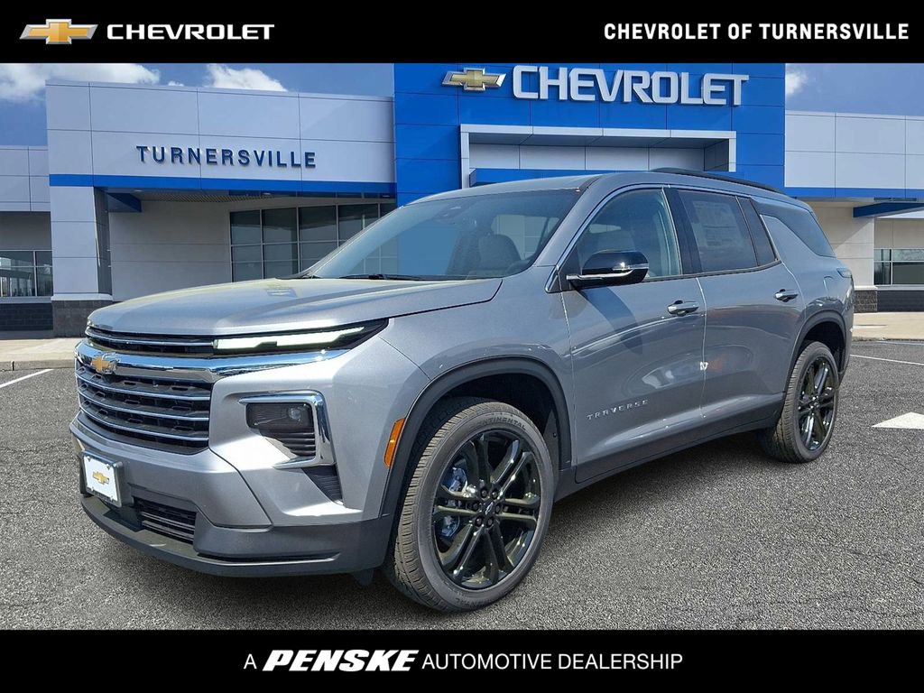 New 2026 Chevrolet Traverse LT FWD image 1