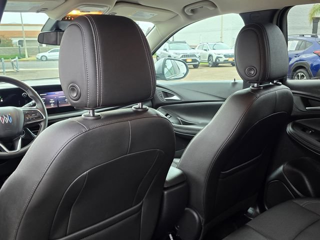 Used 2025 Buick Encore GX Preferred FWD image 16