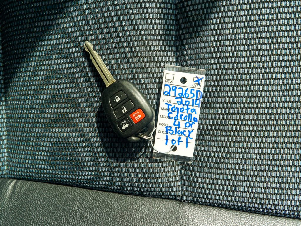 Used 2014 Toyota Corolla S FWD image 26