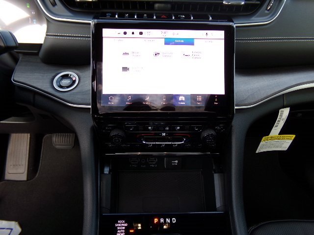 Used 2024 Jeep Grand Cherokee Limited 4xe image 18