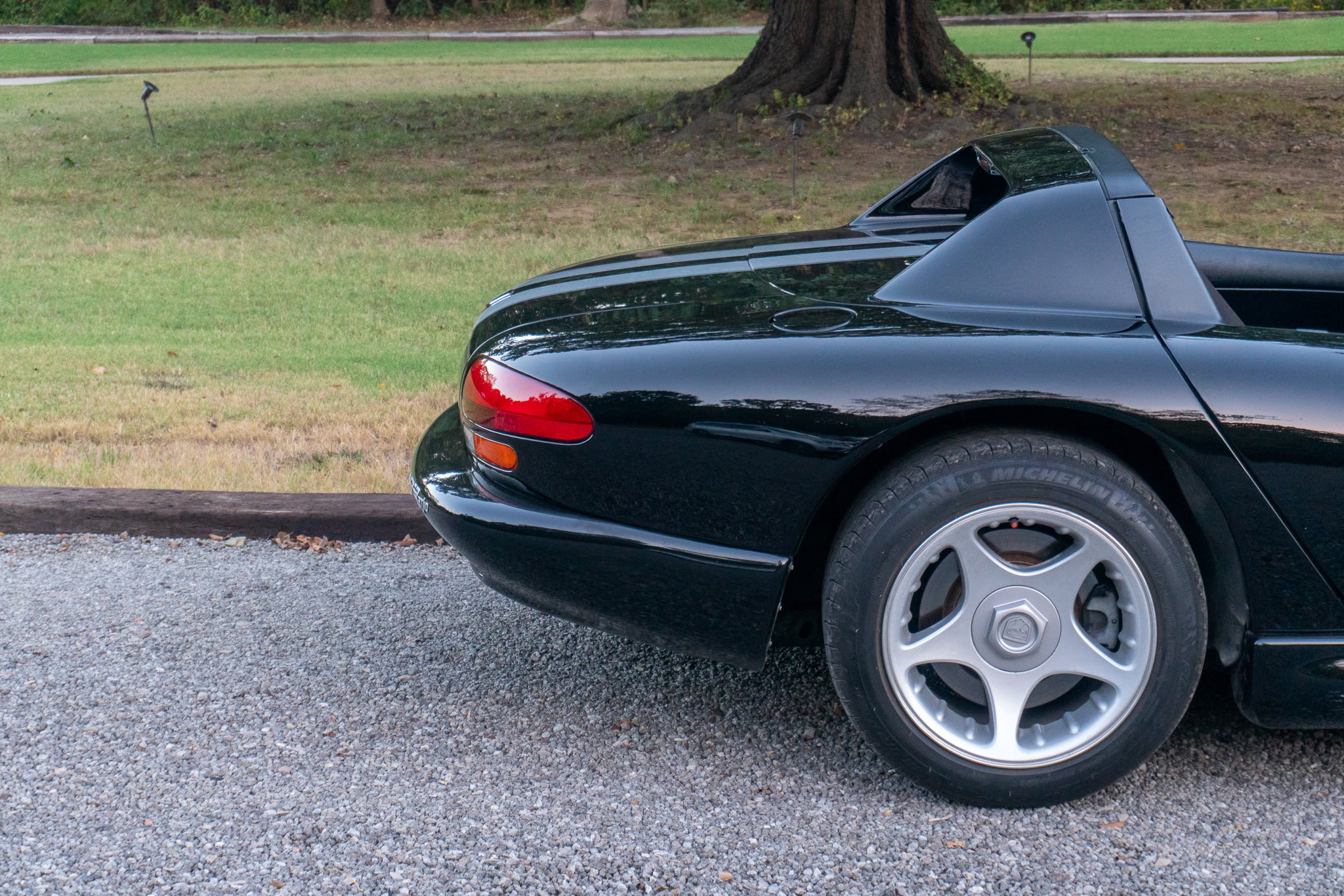 Used 1996 Dodge Viper RT/10 RWD image 8