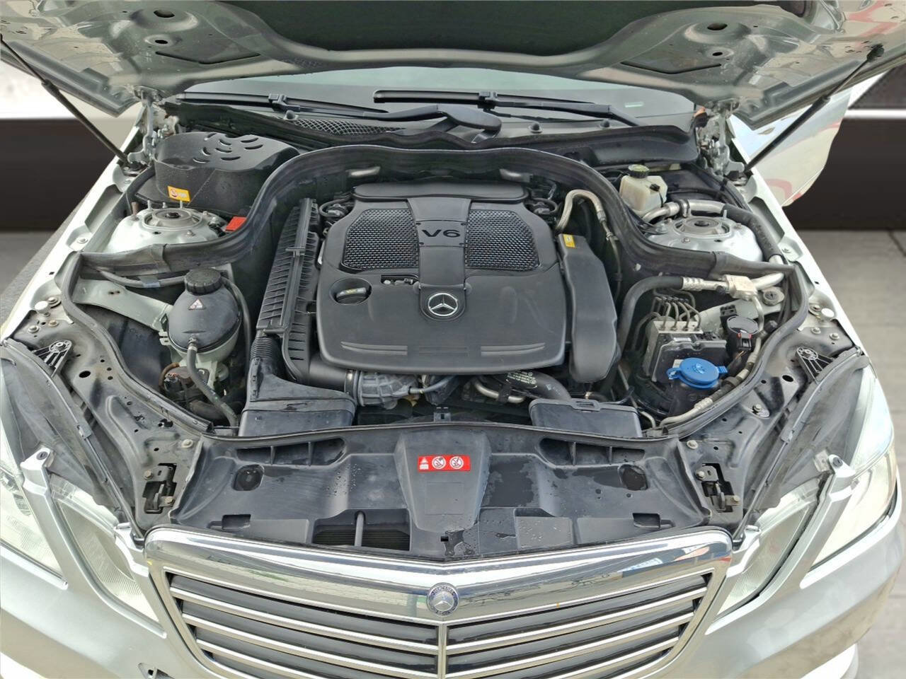 Used 2013 Mercedes-Benz E 350 Sedan image 14