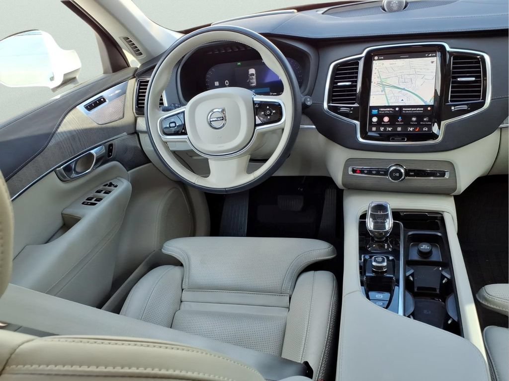 Used 2025 Volvo XC90 B6 Ultra w/ Protection Package Premier AWD/4WD image 6