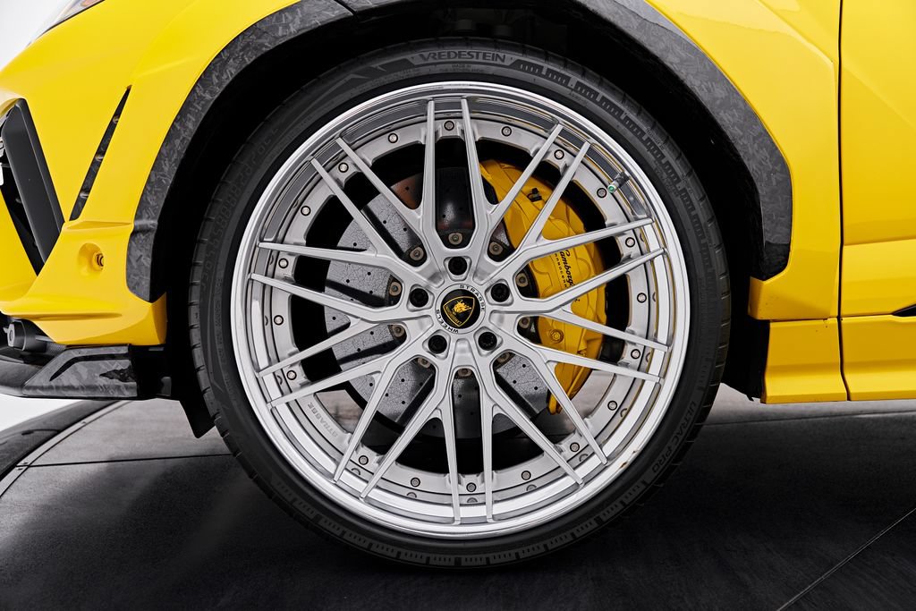 Used 2023 Lamborghini Urus S AWD/4WD image 3