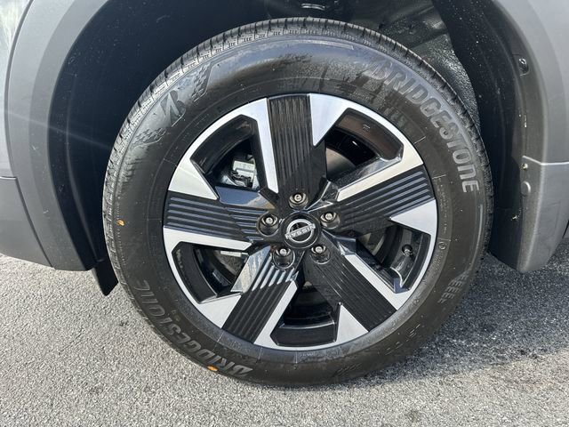 New 2026 Nissan Kicks SV w/ SV Premium Package image 9
