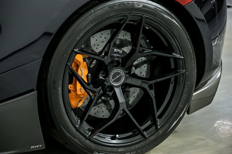 Used 2020 McLaren 720S Spider RWD image 17