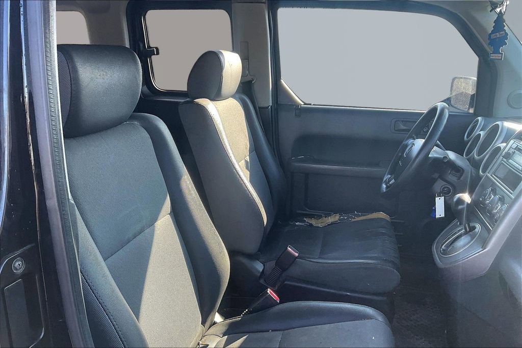 Used 2005 Honda Element LX image 23