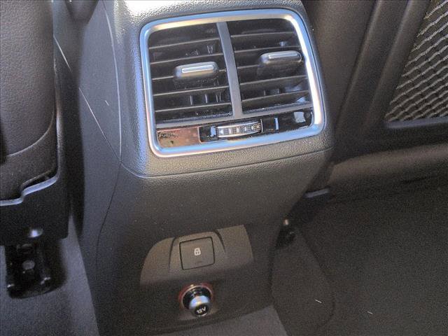 Used 2018 Audi Q3 2.0T Premium w/ Convenience Package image 17