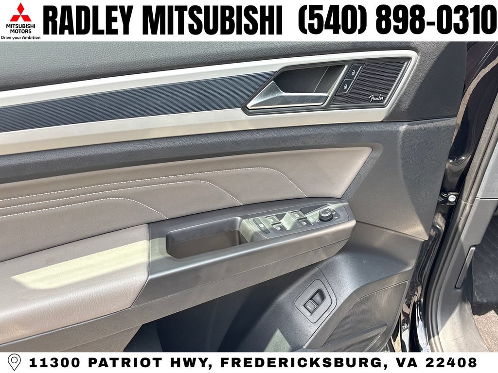 Used 2023 Volkswagen Atlas SEL Premium AWD/4WD image 5