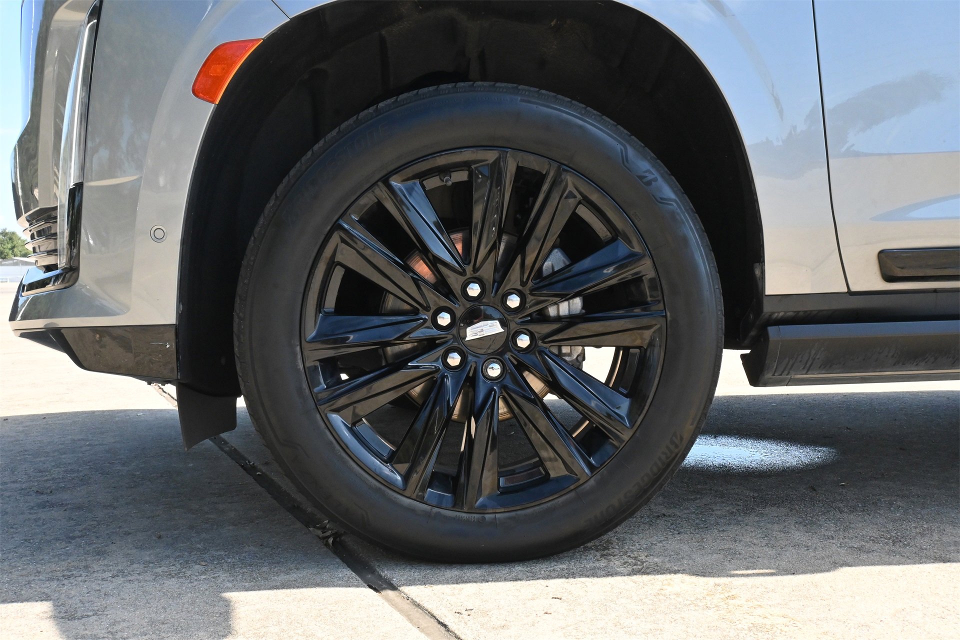 Certified 2023 Cadillac Escalade Sport Platinum w/ LPO, Floor Liner Package image 31