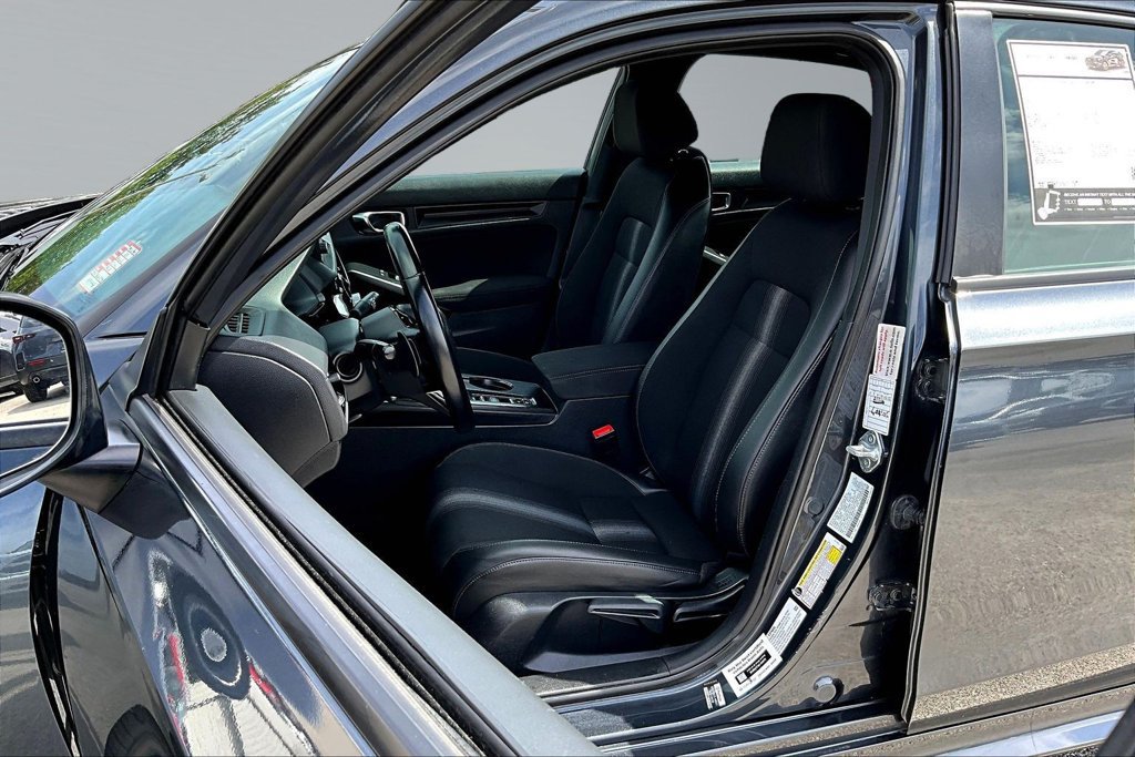 Used 2025 Honda Civic Sport image 22