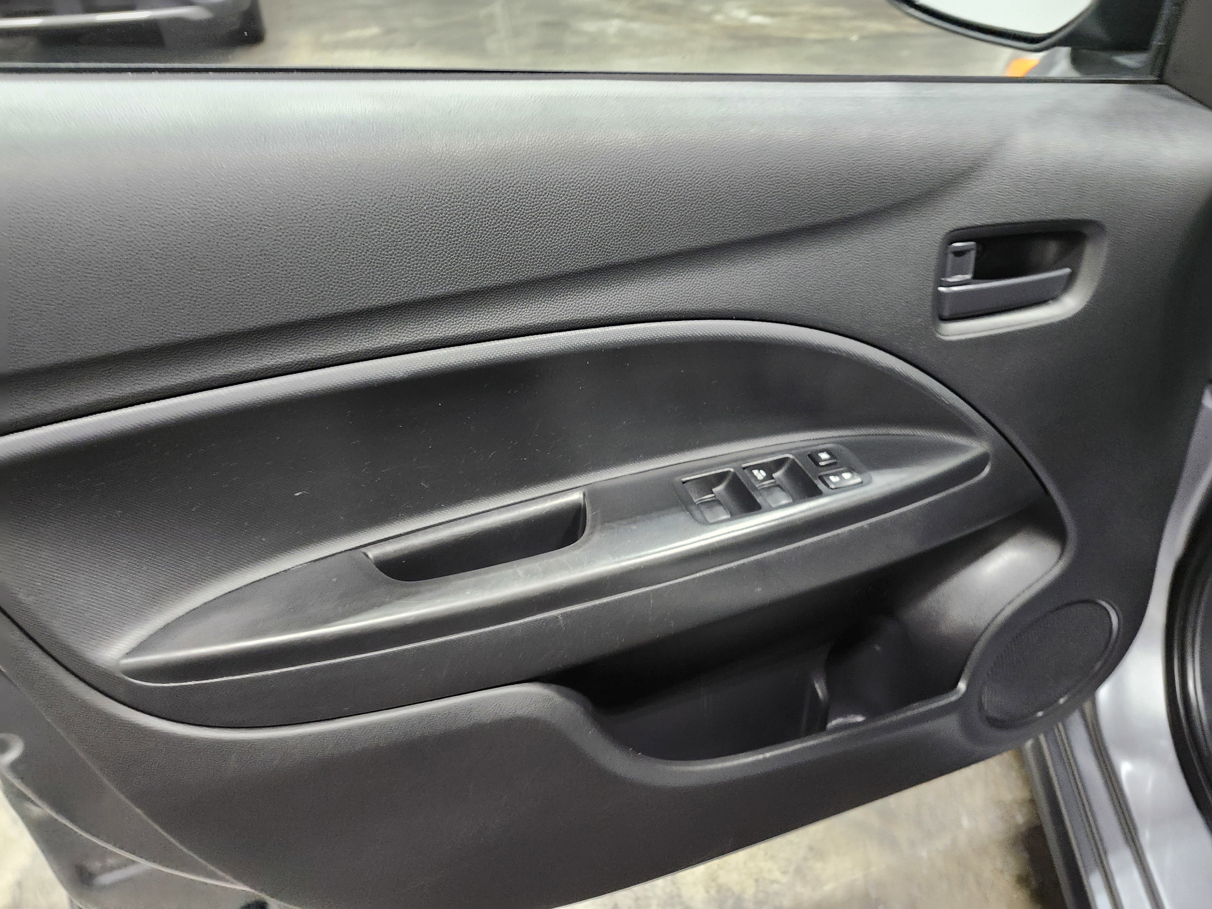 Used 2021 Mitsubishi Mirage ES image 16