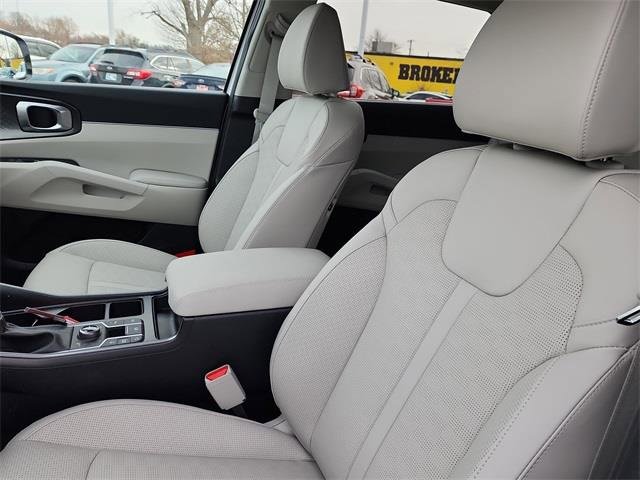 New 2026 Kia Sorento S image 13