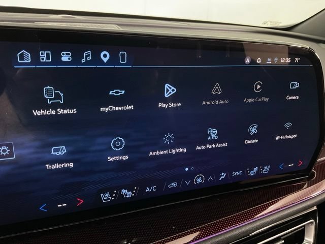 Used 2026 Chevrolet Traverse RS w/ LPO, Floor Liner Package FWD image 10
