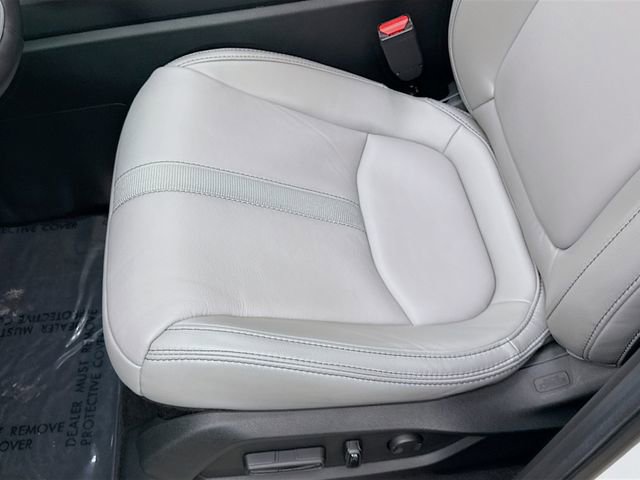 Used 2025 Honda Pilot Touring image 19